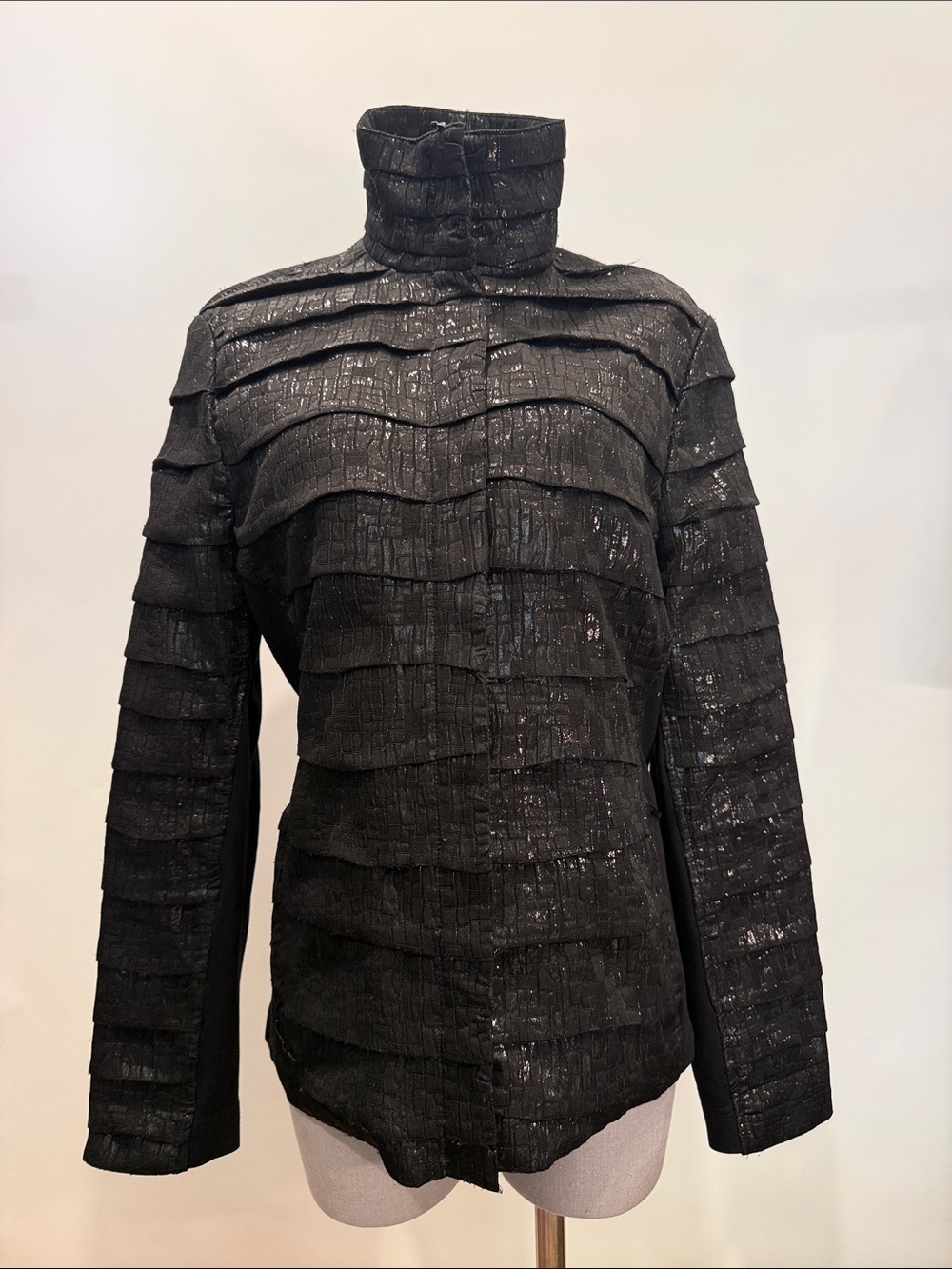 Bianca Nygård Textured Tiered Jacket | Medium | Black Metallic